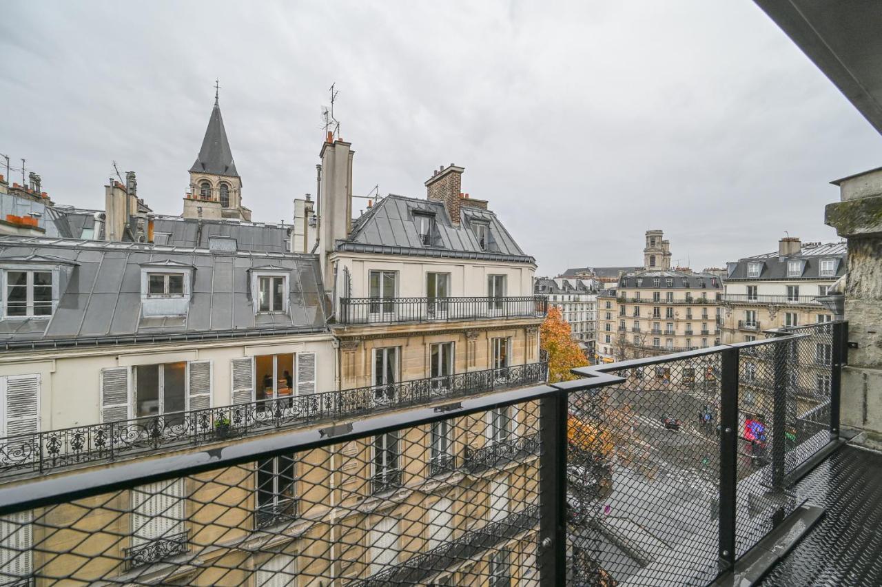 Best Place in Saint Germain des Près  Paris Extérieur photo